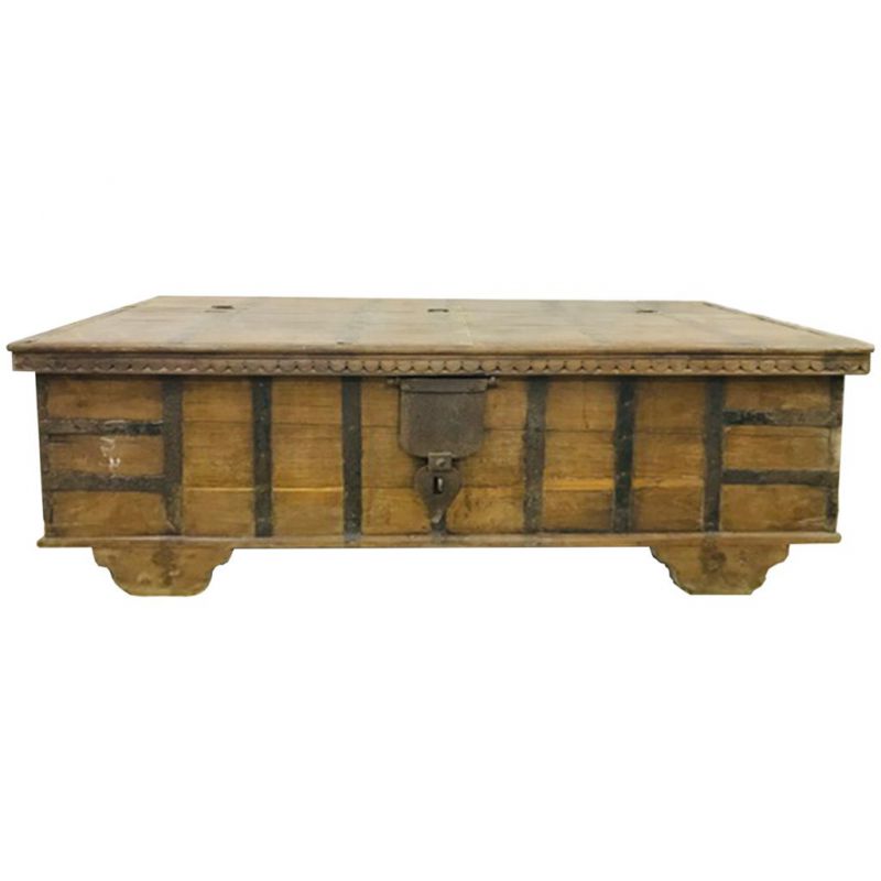 mesa baul de centro de madera acabado artesanal